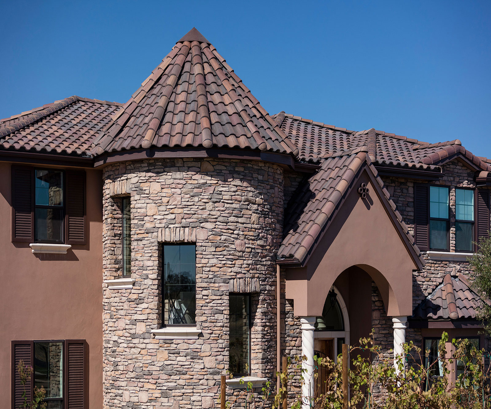 Santafe Clay Spanish S Tile Glazed Ultramarine Blue Roofing Roofing Estimate Residential Roofing